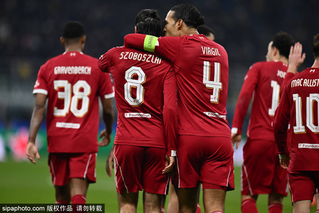 万博体育独家解读: 萨拉赫真毒瘤？利物浦从三连败到四场不败 斯洛特收50胜